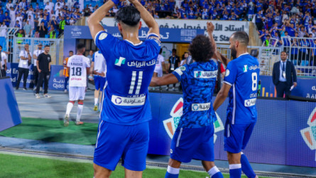 الهلال يتعاقد مع مهاجم جديد.. حسمت الصفقة