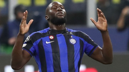 تشيلسي الغاضب يدفع لوكاكو إلى الهلال بقرار مفاجئ