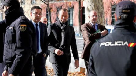 رسميا.. برشلونة متهم بالفساد والتزوير أمام القضاء الإسباني 