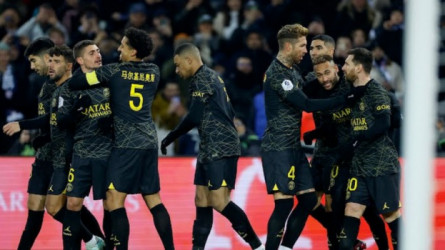 تطور عاجل في مفاوضات الأهلي مع نجم باريس سان جيرمان.. ماذا حدث؟