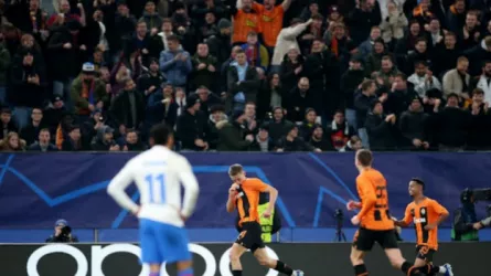 برشلونة يسقط أمام شاختار في مفاجأة غريبة بدوري أبطال أوروبا