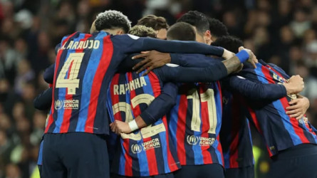 مفاجأة كبرى.. تشافي يحرم برشلونة من صفقة مميزة