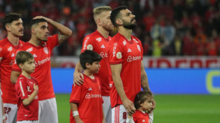 صورة| نجم الاتحاد يزين تشكيل الجولة في الدوري البرازيلي