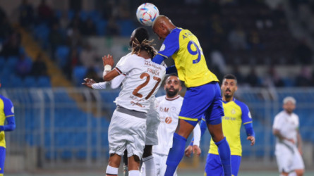 النصر يصل للنقطة 30.. ويتعادل مع الشباب في ديربي سلبي