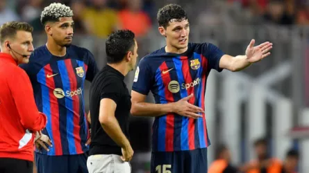 انهيار نفسى يصيب نجم برشلونة بسبب قرارات تشافي