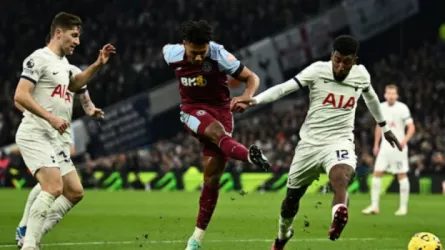 أستون فيلا ينضم إلى يونايتد وتوتنهام في سباق التعاقد مع نجم باريس