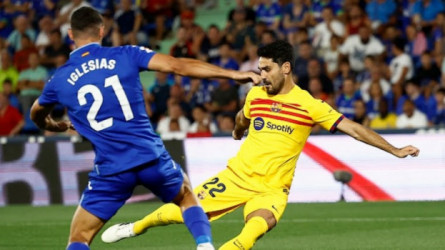 جوندوجان يكشف حقيقة رحيله عن برشلونة.. مفاجأة لتشافي ولابورتا 