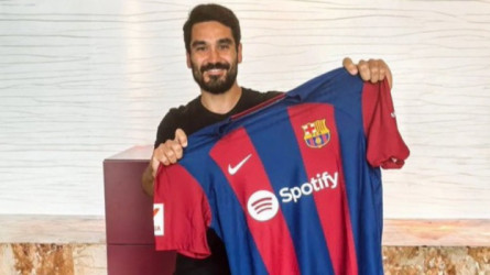 مفاجأة لا تصدق.. جوندوجان لا يريد الرحيل عن برشلونة 