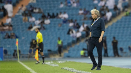 مدرب الهلال يكشف تفاصيل حديثه مع الفرج.. وحقيقة أزمة نيمار