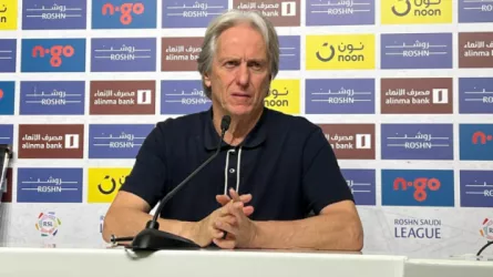 خيسوس يكشف موقف ميشايل من مواجهة مومباي.. ماذا قال؟