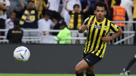 الاتحاد يستعيد خدمات رومارينهو أمام ضمك