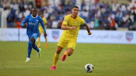  الشوط الأول.. براعة العويس تحرم النصر من التسجيل في مرمى الهلال