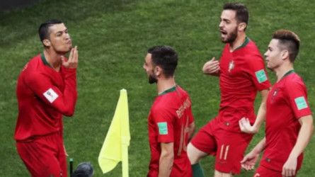 رونالدو يستعد لرقم جديد مع البرتغال.. بجوار نجم الهلال