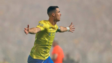  فيديو| كريستيانو رونالدو يسجل هدفه الأول في دوري أبطال آسيا