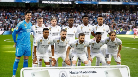 نجم ريال مدريد مهدد بالغياب عن الكلاسيكو بسبب إصابة الركبة