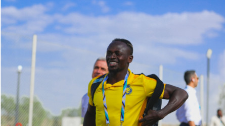 ماني يرد على سؤال جماهير النصر.. أين محمد صلاح؟