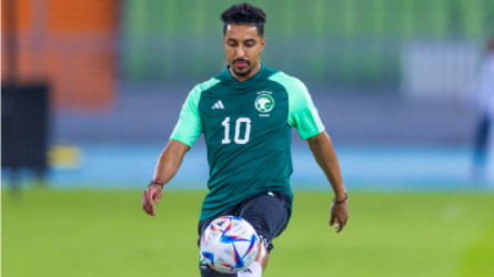 قبل مواجهة بوليفيا.. كواليس الأخضر وموقف سعود عبد الحميد