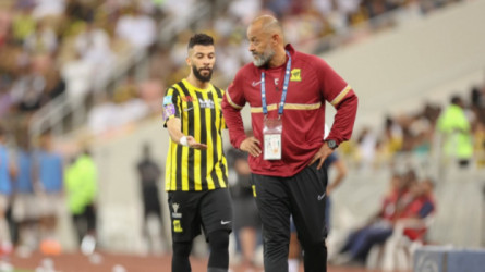 المتغطرس سيرحل عن الاتحاد .. اشتعال أزمة سانتو والعبود