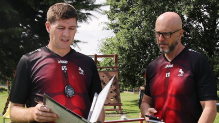 بأوامر جيرارد.. الاتفاق يقدم عرضا مغريا إلى نجم الدوري الفرنسي