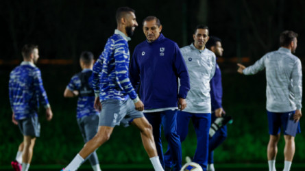 انتهت| دياز ينقذ الهلال.. ويختار بديل سلمان الفرج أمام أوراوا