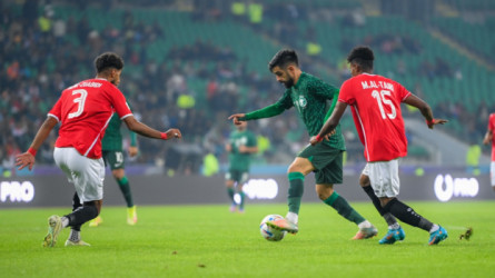 خليجي 25| السعودية تدك شباك اليمن بثنائية وتغرد في الصدارة