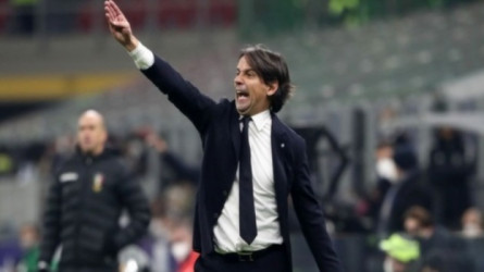 رئيس إنتر ميلان يمنع إنزاجي من تدريب الهلال بعد الانتصار على برشلونة