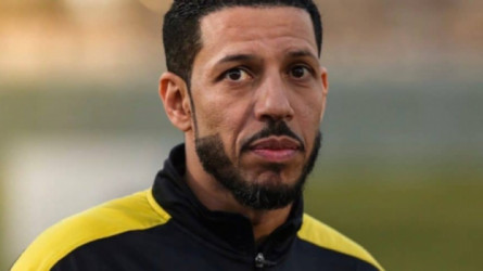 جستنيه يهاجم الصقري: تصريحاتك ليست نكتة.. وإساءة للاتحاد