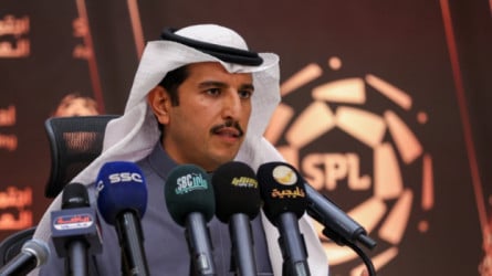 رابطة دوري المحترفين تصدم النصر.. وتعد بحل انقطاع البث