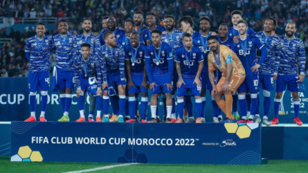 الوليد بن طلال يستقبل بعثة الهلال بعد إنجاز مونديال الأندية
