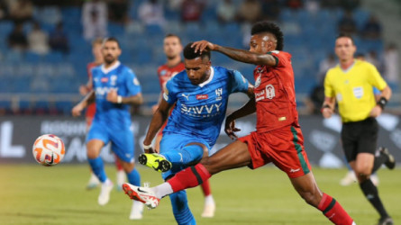 نجم الاتفاق يخضع لجراحة ناجحة.. بعد إصابته أمام الهلال