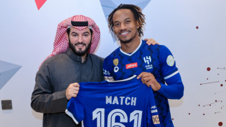 بالصور| الهلال يحتفل بـالرقم القياسي لكاريلو