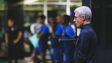 كاسترو النصر بعد أنباء عن إقالته.. كشف حساب كاسترو مع النصر