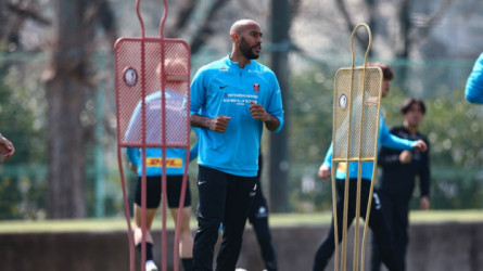 كانتي يصدم الهلال قبل نهائي دوري أبطال آسيا.. استثناء يغضب الزعيم