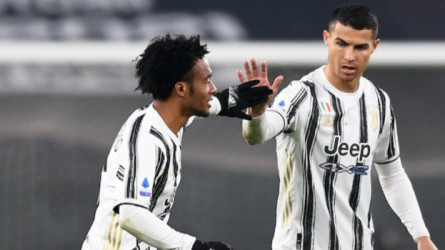 تطورات جديدة.. هل يوافق نجم يوفنتوس أخيرا على عرض رونالدو؟