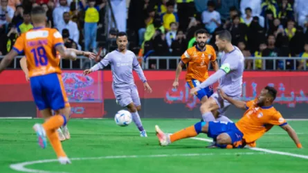 فلاحي ينسحب.. وصافرة سعودية لمباراة الفيحاء والنصر في آسيا