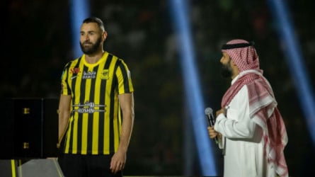  مدير الدوري السعودي يفجر مفاجأة قوية بشأن الصفقات الجديدة