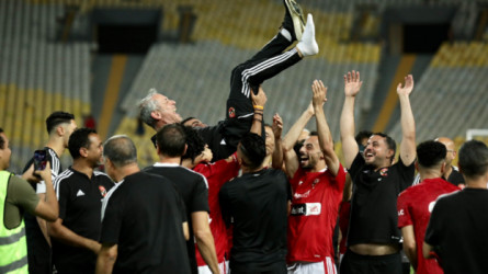 للمرة 43.. الأهلي يسترد لقب الدوري المصري من قبضة الزمالك