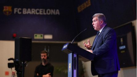  رئيس برشلونة يخرج عن النص ويهين ريال مدريد الخبيث.. ماذا حدث؟
