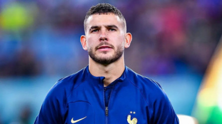 رسميا.. باريس سان جيرمان يعلن ضم لوكاس هيرنانديز