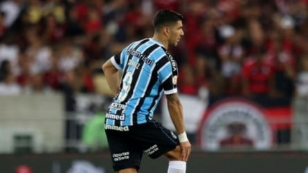 سواريز يودع جريميو على طريقته الخاصة قبل الانتقال لإنتر ميامي