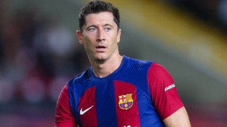 ليفاندوفسكي يكسر رقما قياسيا مع برشلونة بهدفه ضد أنتويرب