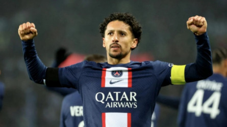 أول رد رسمي من باريس سان جيرمان على عرض النصر لضم القائد