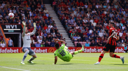 بمقصية كاسيميرو.. مانشستر يونايتد يفوز على بورنموث في البريميرليج