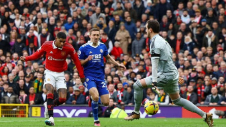 مدرب مانشستر يونايتد السابق على أعتاب قيادة ليستر سيتي