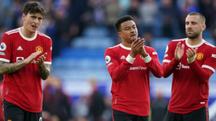 الاتفاق يضم منبوذ مانشستر يونايتد لمدة شهر