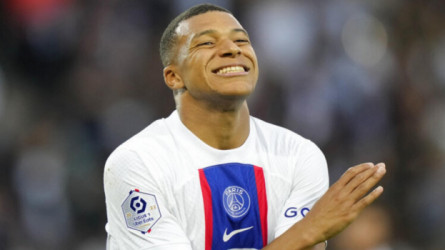 باريس سان جيرمان في ورطة بسبب ريال مدريد.. ينتظرون عرضا لمبابي