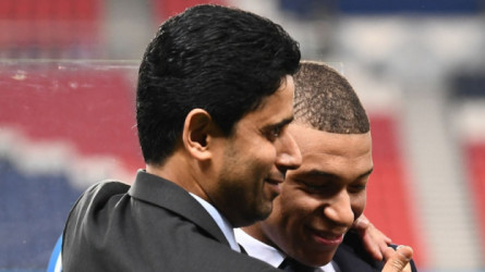 شجار عنيف بالألفاظ بين مبابي والخليفي.. ماذا حدث في 8 أغسطس؟