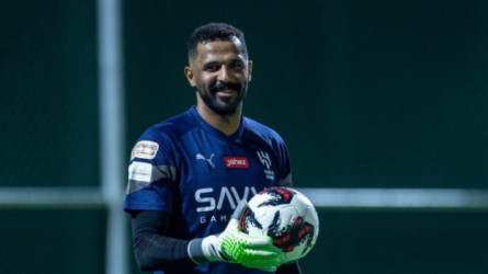 خيسوس يحسم مصير محمد العويس من المشاركة في قمة الهلال والنصر