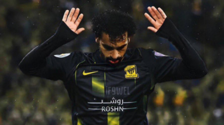  أسطورة ليفربول يحدد شرطا وحيدا لبيع محمد صلاح إلى الاتحاد