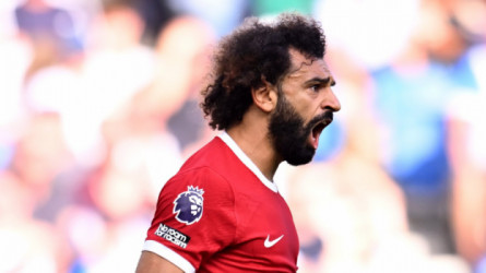 منتخب مصر يحسم مصير محمد صلاح بعد تصريحات العودة إلى ليفربول